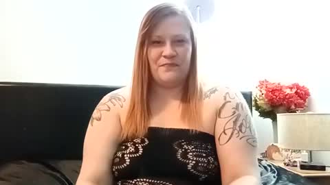 Snapshot of lil_nelli8 chatting on March 2025 04:17:02 AM lil_nelli8 online show from March 2025 04:17:02 AM