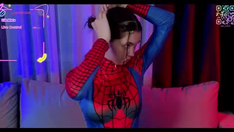 lil_raysss online show from October 2025 07:24:02 PM