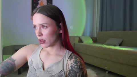 Snapshot of lil_reya chatting on November 2025 10:38:02 AM INST Lil happines s online show from November 2025 10:38:02 AM