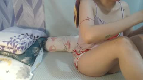 lil_sweetgirl4u online show from November 2025 04:24:01 PM