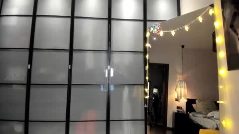 Snapshot of lil_uff chatting on October 2025 06:30:02 PM aka princessmaya online show from October 2025 06:30:02 PM