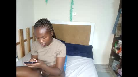 Snapshot of lil_wamboi chatting on March 2026 08:26:02 PM lil_wamboi online show from March 2026 08:26:02 PM