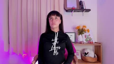 Lila  online show from October 2025 10:36:01 PM