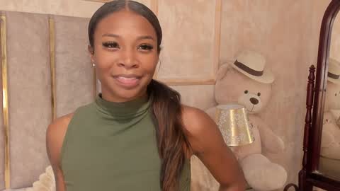 lila bailey  online show from December 2024 07:21:02 PM