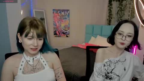 Snapshot of lilac_muse chatting on May 2026 11:05:02 AM Lili online show from May 2026 11:05:02 AM