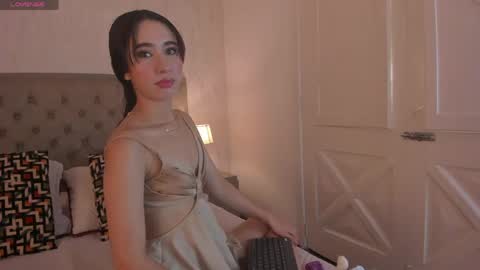 Lila Clark online show from April 2026 09:51:02 PM