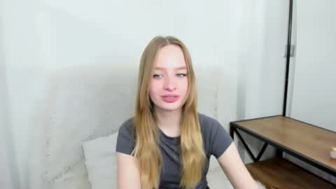 Snapshot of liladesire chatting on January 2025 09:17:01 AM LiliaDesire online show from January 2025 09:17:01 AM