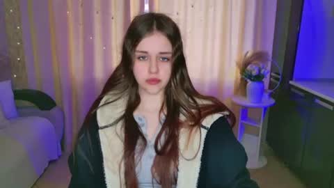 LilaSparkling online show from June 2026 04:40:01 AM