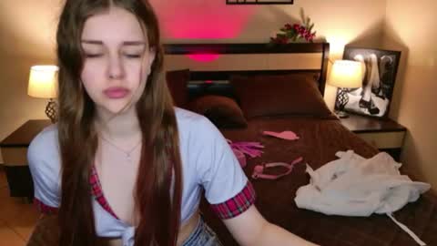LilaSparkling online show from July 2026 11:01:02 AM