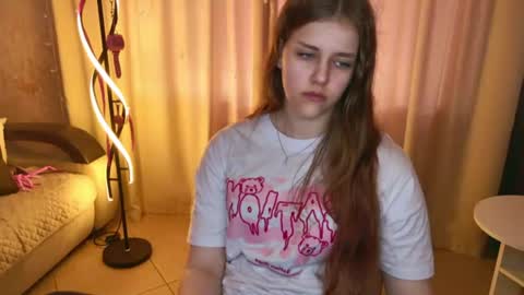 LilaSparkling online show from July 2026 02:52:02 PM