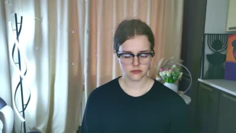 LilaSparkling online show from July 2026 05:49:02 AM