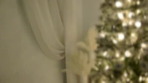 Rebecca online show from December 2025 05:03:01 AM