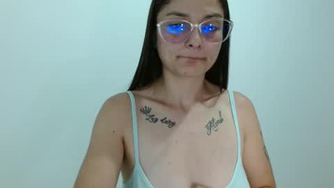 Valeri Villalobos  IG villa lobosvaleri online show from March 2026 02:24:02 AM