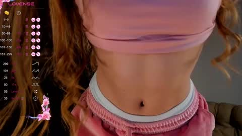 lili__roze_ online show from March 2025 09:26:02 PM