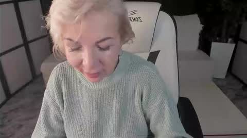 Lilia online show from November 2025 08:24:01 AM