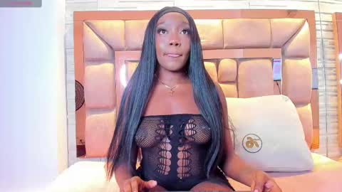 Snapshot of lilian_starfire chatting on November 2025 07:29:02 PM LILIAN online show from November 2025 07:29:02 PM