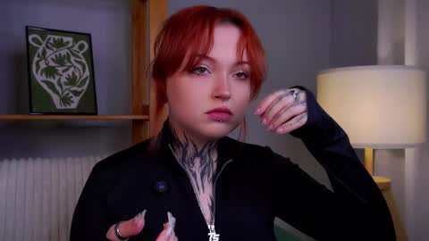 Snapshot of lilianadao chatting on October 2025 11:53:02 AM Anika online show from October 2025 11:53:02 AM