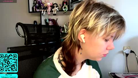 Lilian online show from April 2026 07:02:01 AM