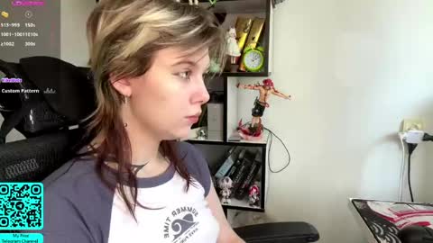 Snapshot of liliandaniels chatting on May 2026 07:05:01 AM Lilian online show from May 2026 07:05:01 AM