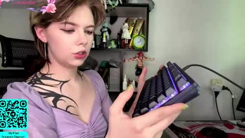 Snapshot of liliandaniels chatting on May 2026 07:04:02 AM Lilian online show from May 2026 07:04:02 AM