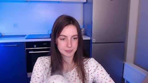 Lilu online show from April 2026 08:29:02 PM
