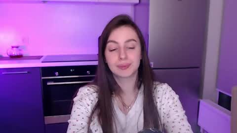 Lilu online show from April 2026 01:43:01 AM