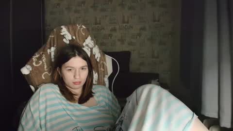 liliawoolf online show from April 2026 04:27:01 PM