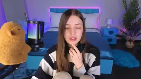 Lili Bakery online show from October 2025 02:44:01 AM