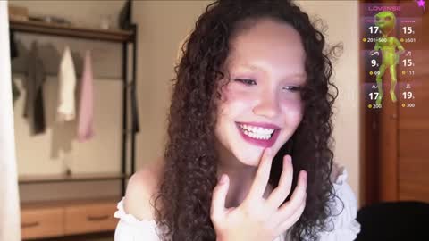 Snapshot of lilicapie chatting on September 2025 01:17:01 AM Lilica  online show from September 2025 01:17:01 AM