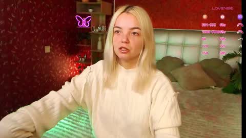 Lilie online show from February 2025 07:14:02 PM