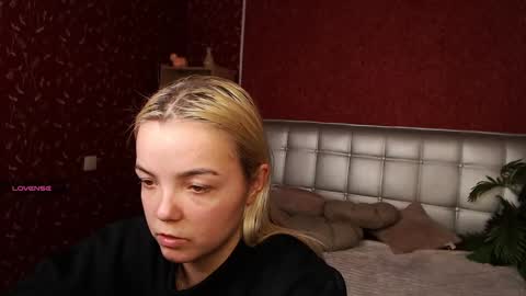 Lilie online show from February 2025 05:22:01 PM