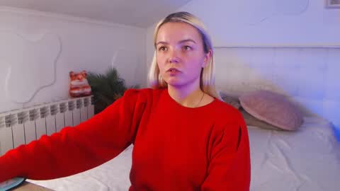 Lilie online show from March 2025 04:46:01 PM