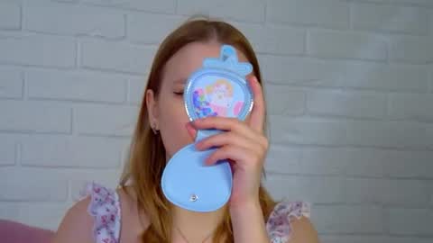 LiliLinn online show from July 2026 04:26:02 AM