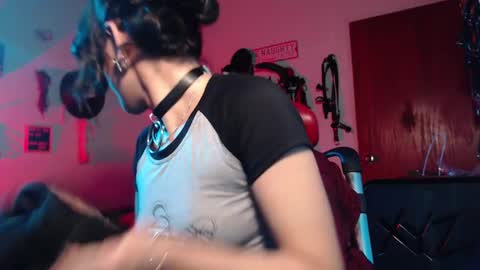 Molly online show from December 2024 05:17:02 AM
