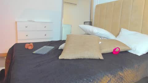 Snapshot of lilipinkette chatting on March 2025 07:10:01 AM Lili online show from March 2025 07:10:01 AM