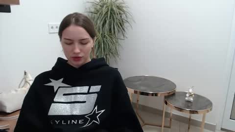 Snapshot of lilit_sweet_ chatting on October 2025 10:52:02 AM lilit_sweet_ online show from October 2025 10:52:02 AM