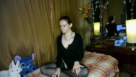 Snapshot of lilitdays chatting on October 2025 06:36:01 PM LilitDays online show from October 2025 06:36:01 PM