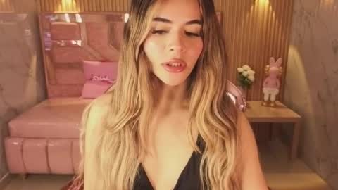 Lilith  online show from January 2026 09:18:02 PM