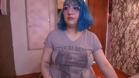   online show from October 2025 07:53:01 PM