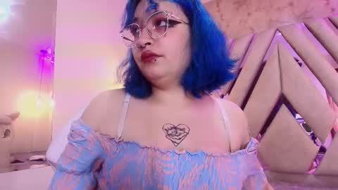   online show from October 2025 07:47:01 PM