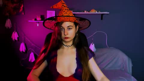 Snapshot of lilith_diva chatting on October 2025 08:04:02 PM lilith_diva online show from October 2025 08:04:02 PM