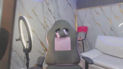 Snapshot of lilith_sexy19 chatting on September 2025 06:30:02 PM Lilith online show from September 2025 06:30:02 PM