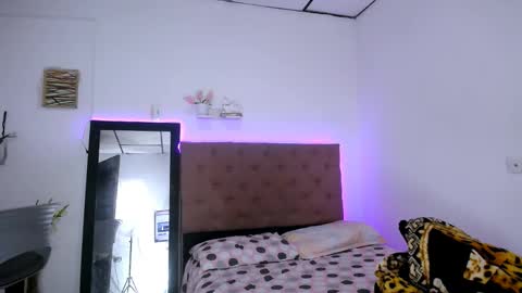 Snapshot of lilith_skinny1 chatting on November 2025 10:37:01 AM Lilith online show from November 2025 10:37:01 AM