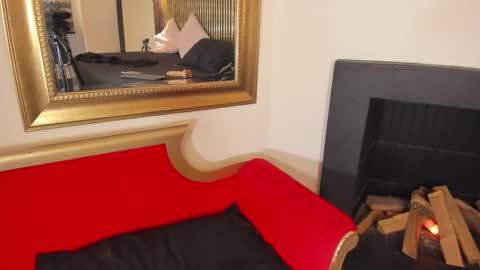 Snapshot of lilithbonnet chatting on November 2025 07:03:01 PM online show from November 2025 07:03:01 PM