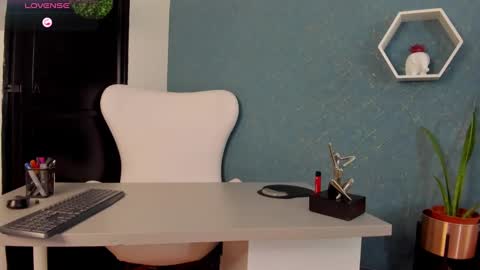 Snapshot of lilithevanss chatting on February 2025 01:19:02 AM swetty lilith online show from February 2025 01:19:02 AM