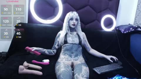 Tifon Mary - Indepent model  online show from December 2024 01:14:01 AM