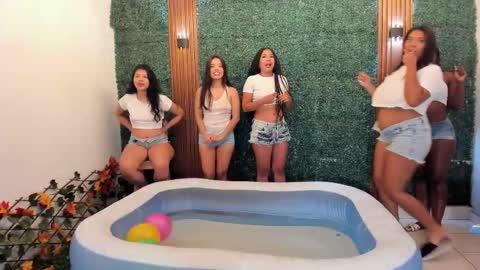 Lilith  online show from October 2025 05:21:02 AM