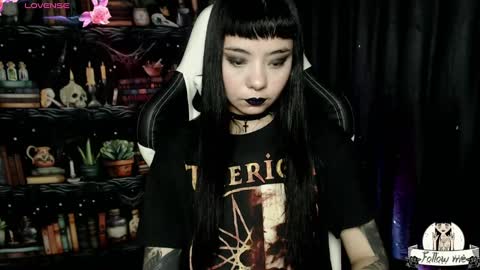 Snapshot of lilithmoon666 chatting on December 2024 12:02:01 AM online show from December 2024 12:02:01 AM