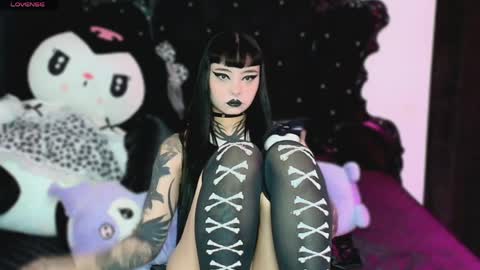 Snapshot of lilithmoon666 chatting on April 2026 12:22:01 PM online show from April 2026 12:22:01 PM