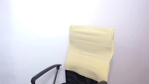 Snapshot of lilithserendipity chatting on March 2025 03:10:02 AM LILITHSERENDIPITY online show from March 2025 03:10:02 AM